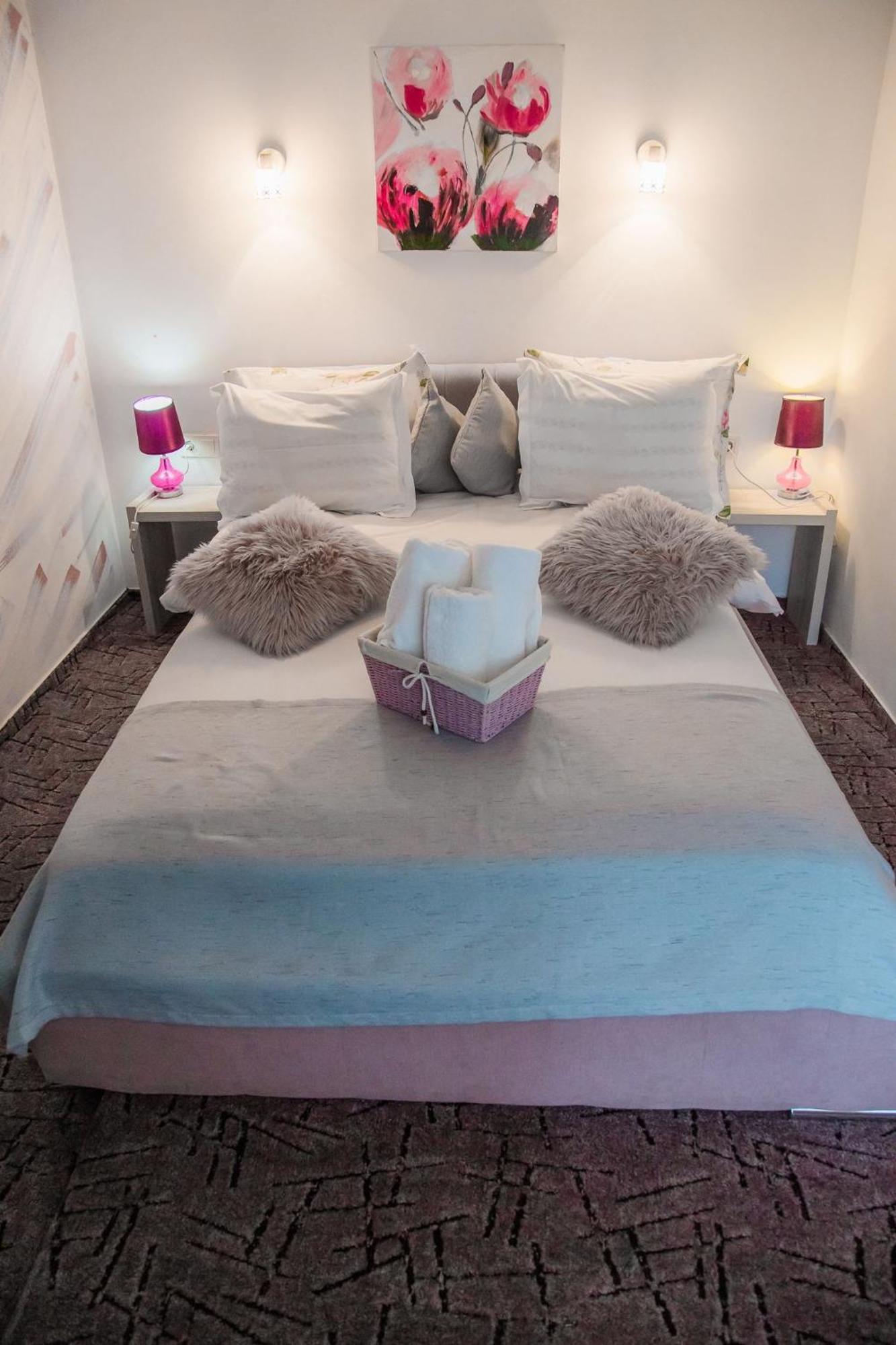 Anelisse Inn Moeciu De Sus Bagian luar foto